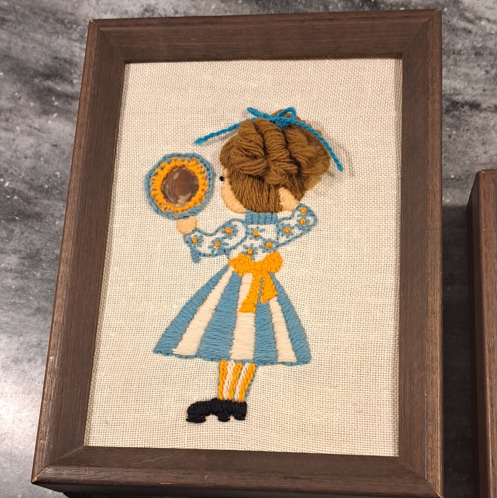 Vintage Pair of Wooden Framed Embroidery Wall Hangings - Picture 3 of 7